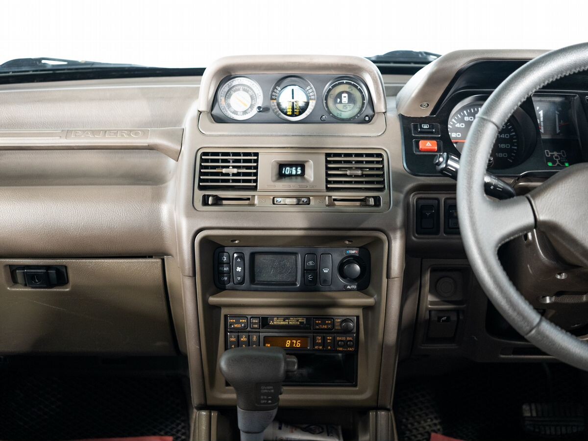 Mitsubishi Pajero 1995 - фото автомобиля