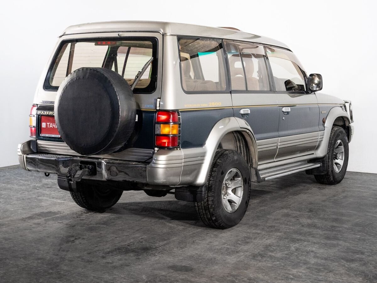 Mitsubishi Pajero 1995 - фото автомобиля