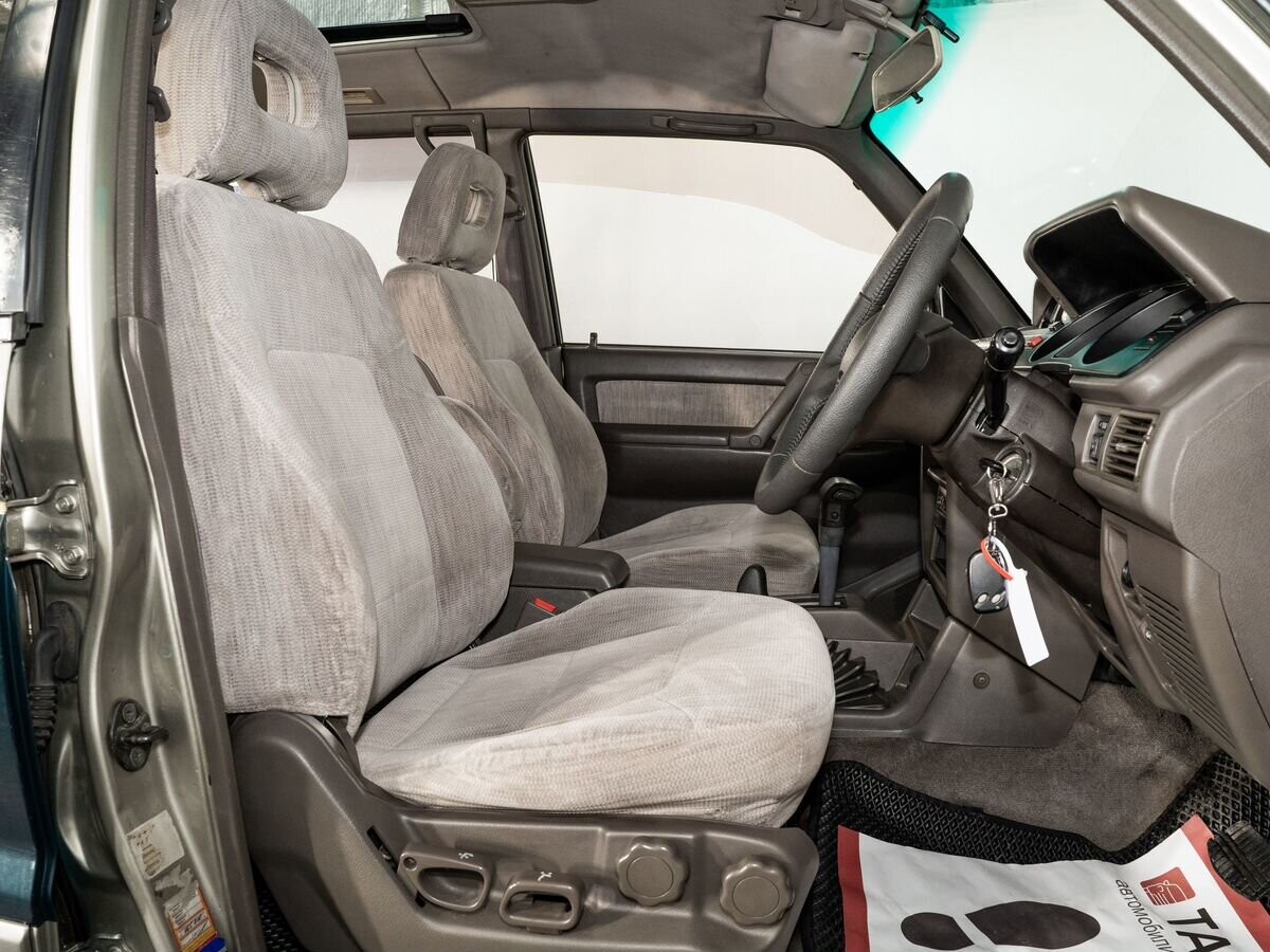 Mitsubishi Pajero 1995 - фото автомобиля