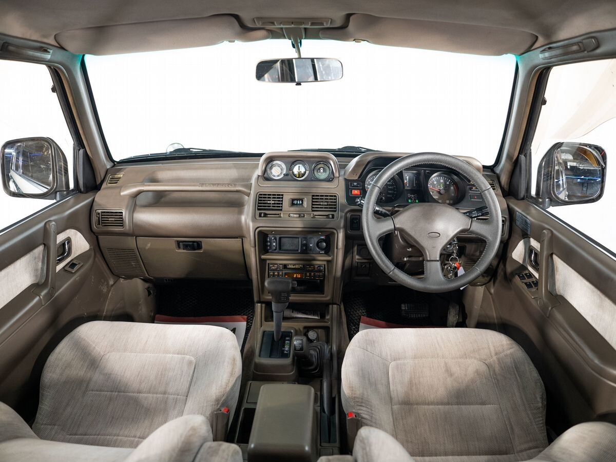 Mitsubishi Pajero 1995 - фото автомобиля