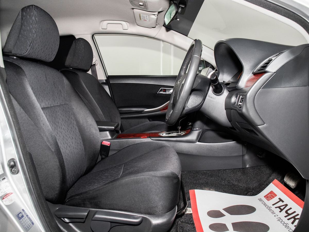 Toyota Allion 2010 - фото автомобиля