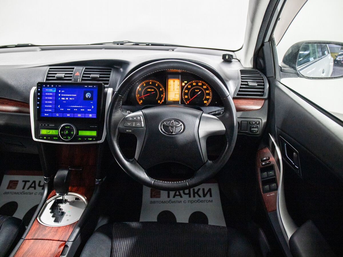 Toyota Allion 2010 - фото автомобиля