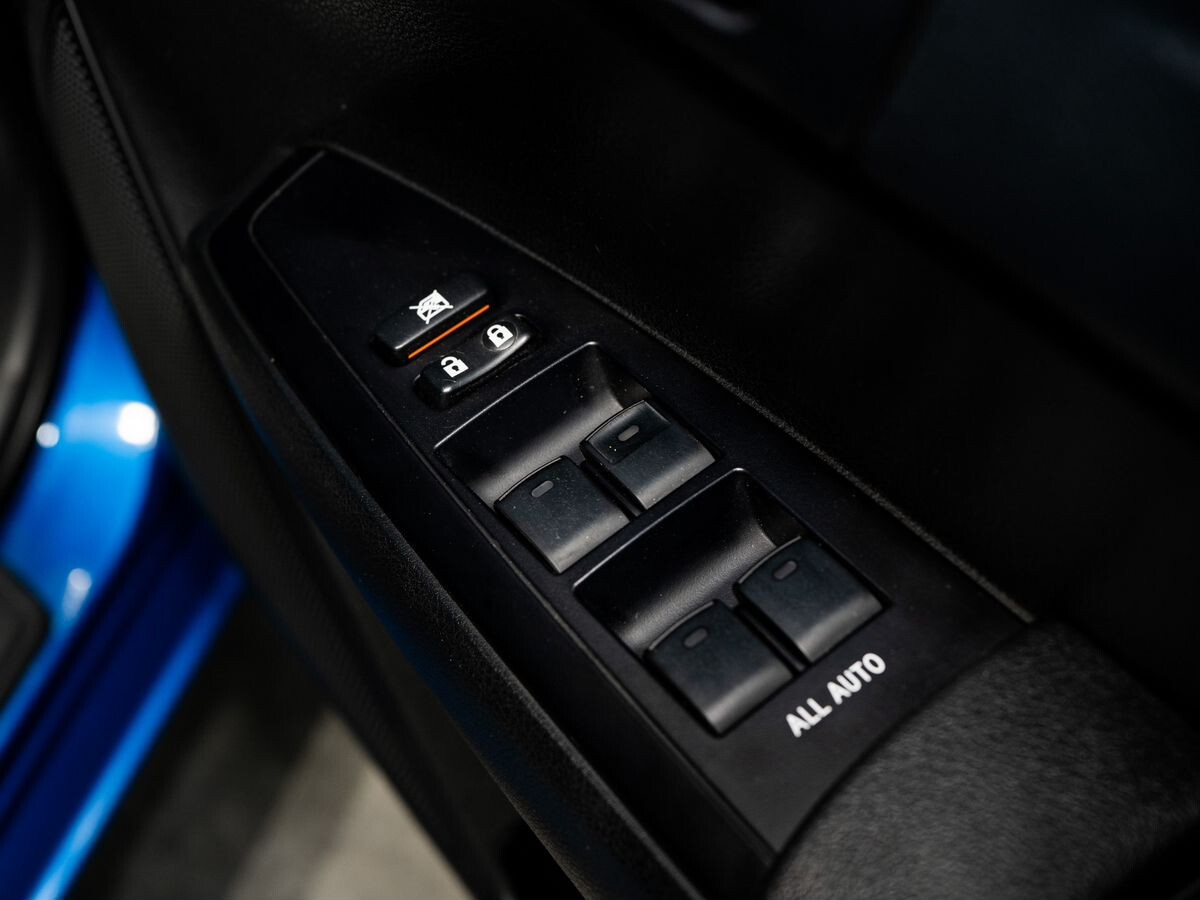 Toyota Corolla 2018 - фото автомобиля