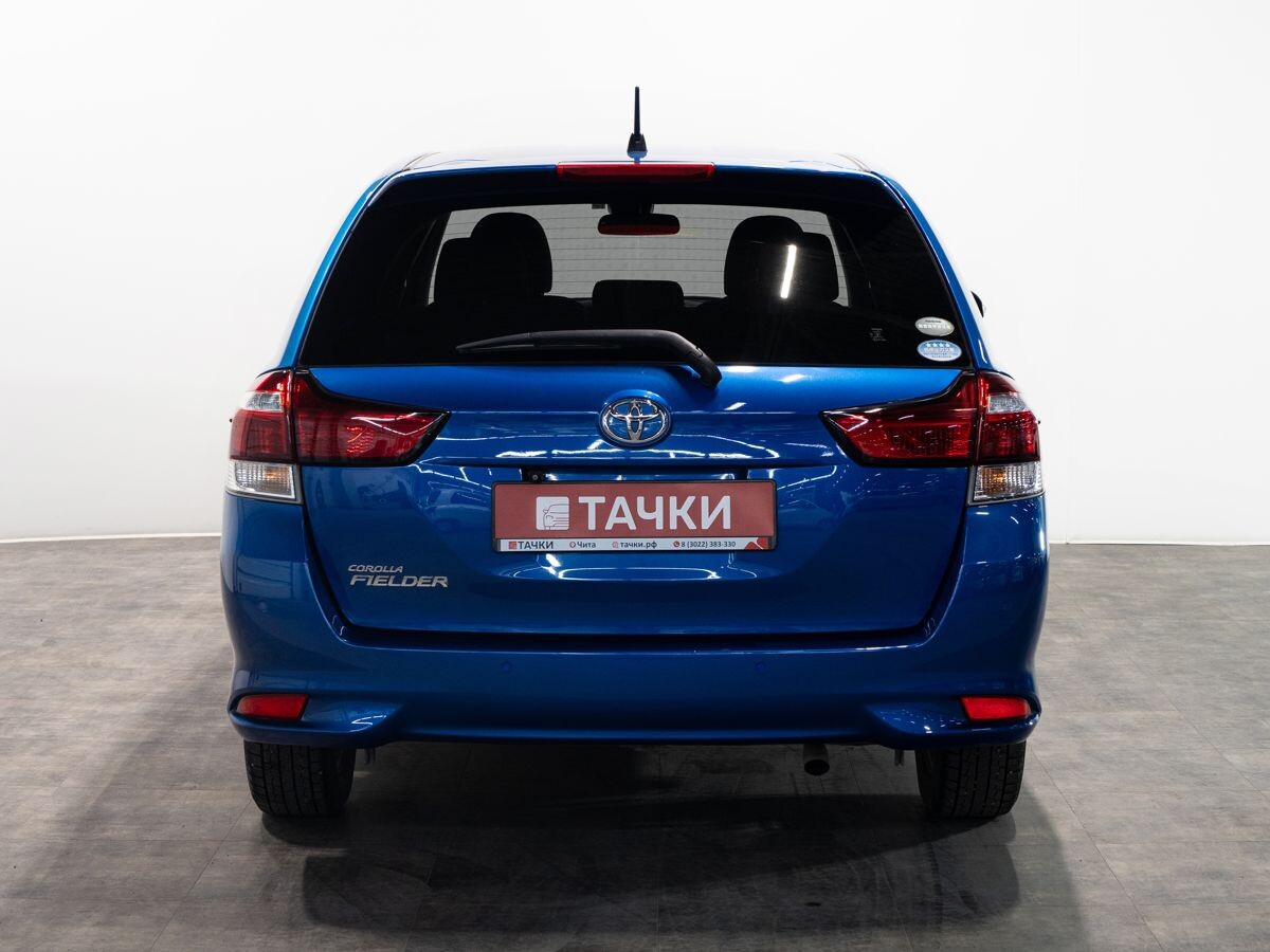 Toyota Corolla 2018 - фото автомобиля