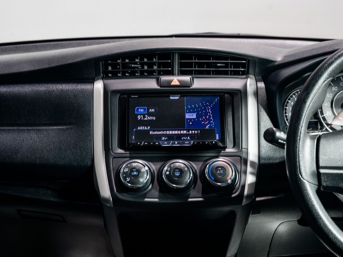 Toyota Corolla 2018 - фото автомобиля