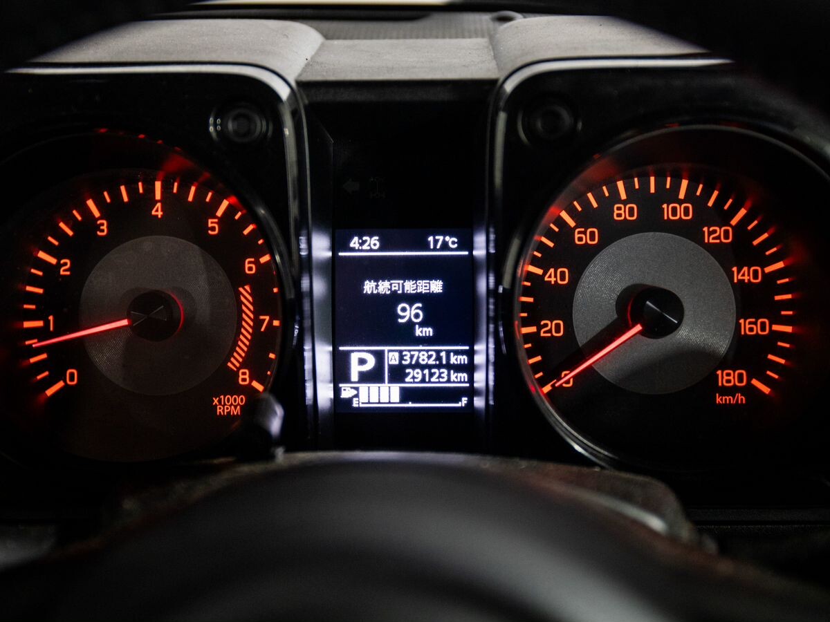 Suzuki Jimny 2021 - фото автомобиля