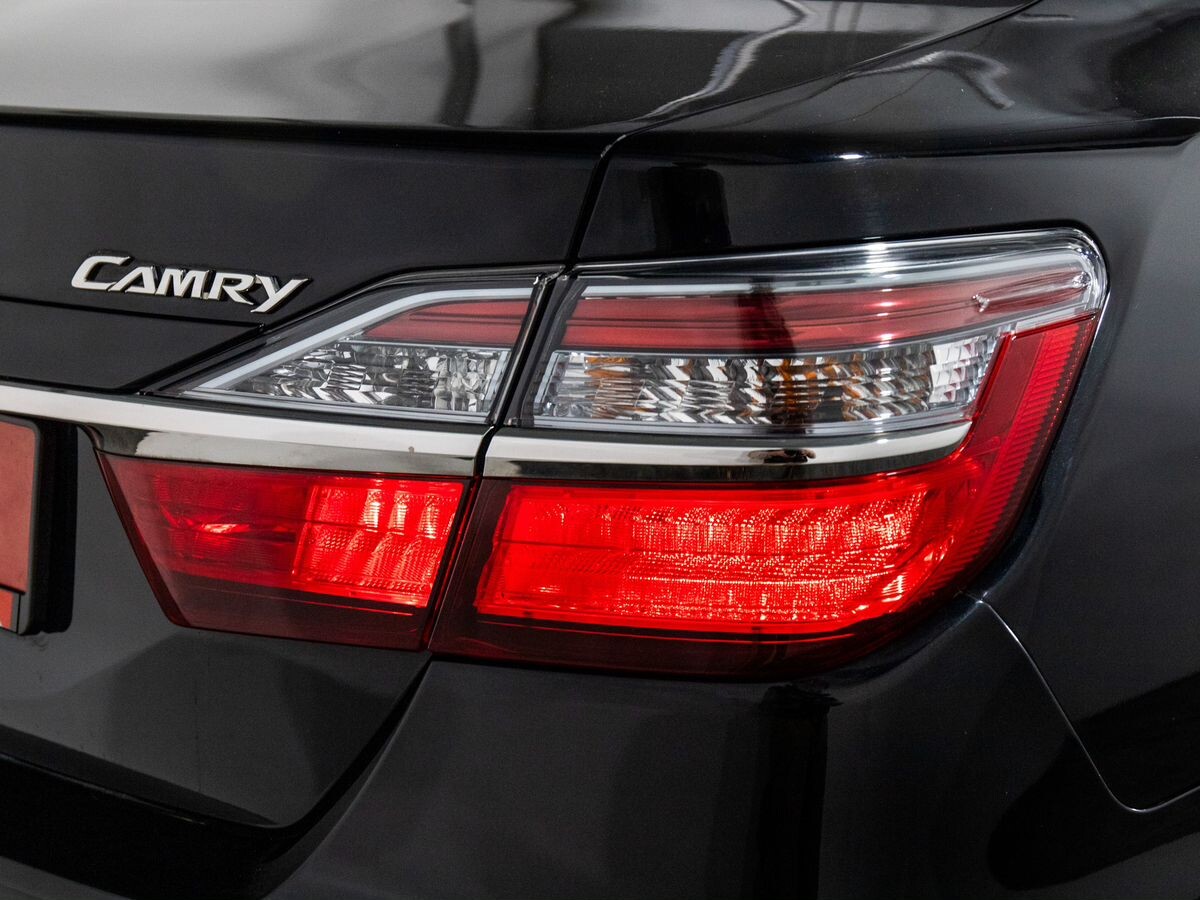 Toyota Camry 2015 - фото автомобиля