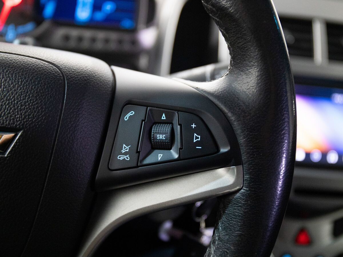 Chevrolet Aveo 2012 - фото автомобиля