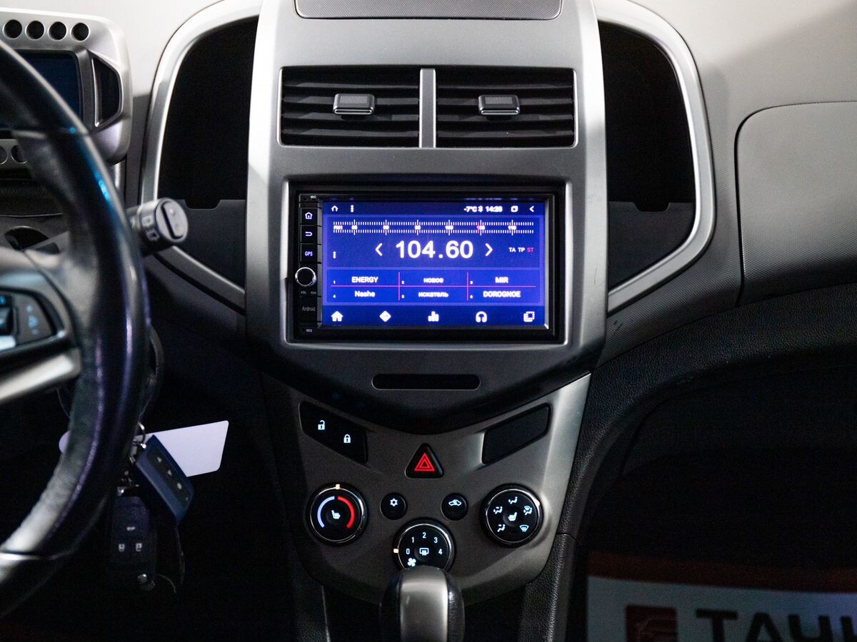 Chevrolet Aveo 2012 - фото автомобиля