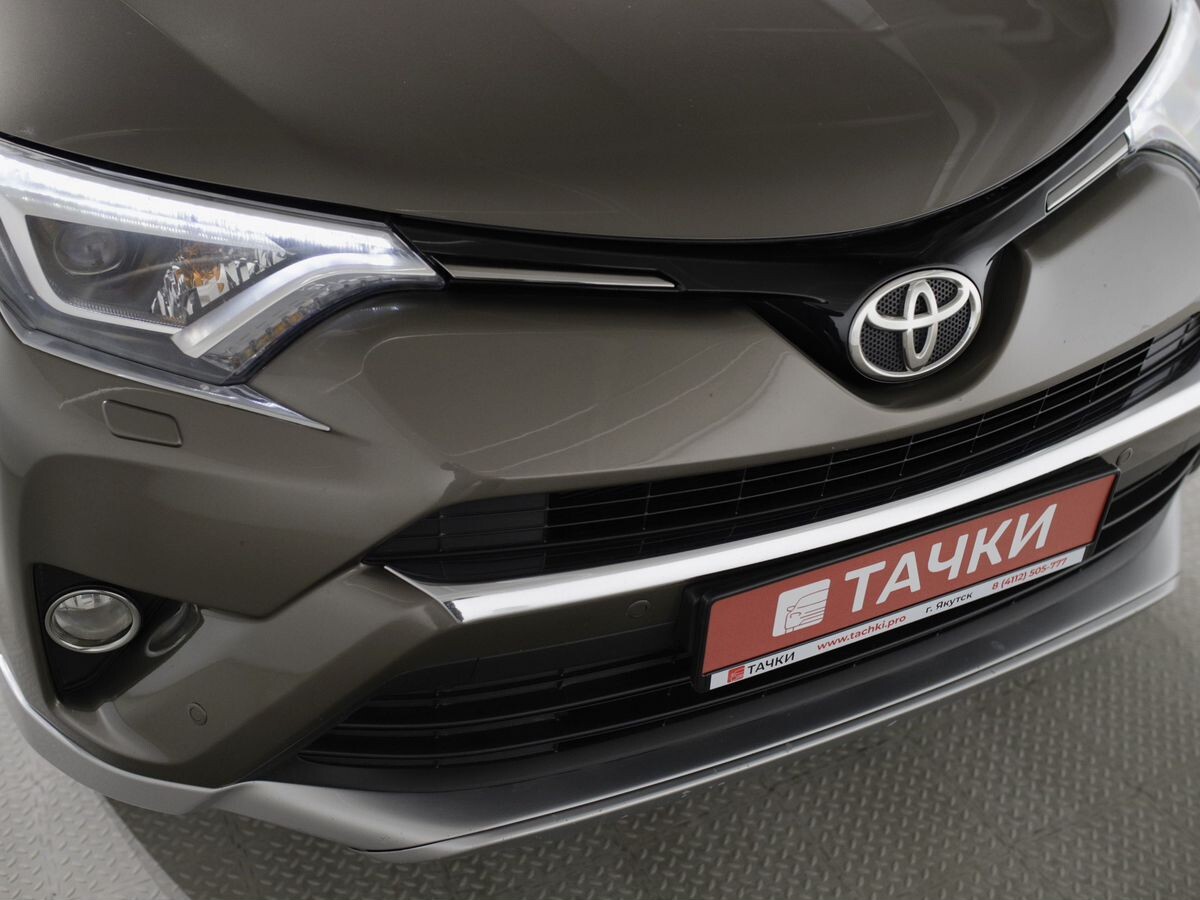 Toyota RAV4 2016 - фото автомобиля
