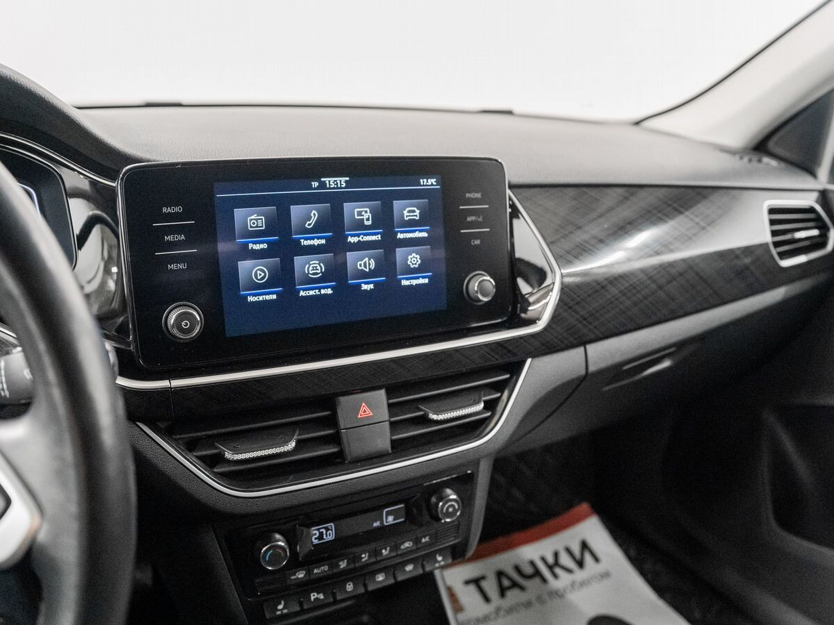 Volkswagen Polo 2020 - фото автомобиля