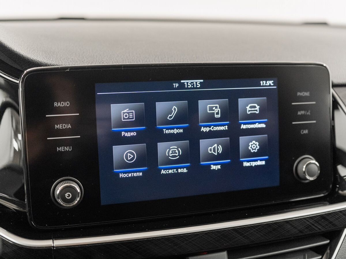 Volkswagen Polo 2020 - фото автомобиля