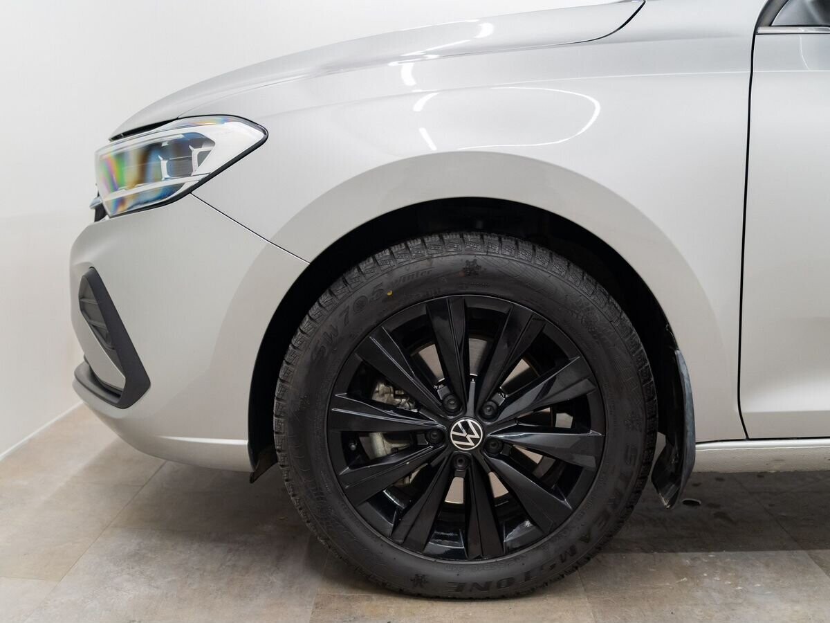 Volkswagen Polo 2020 - фото автомобиля