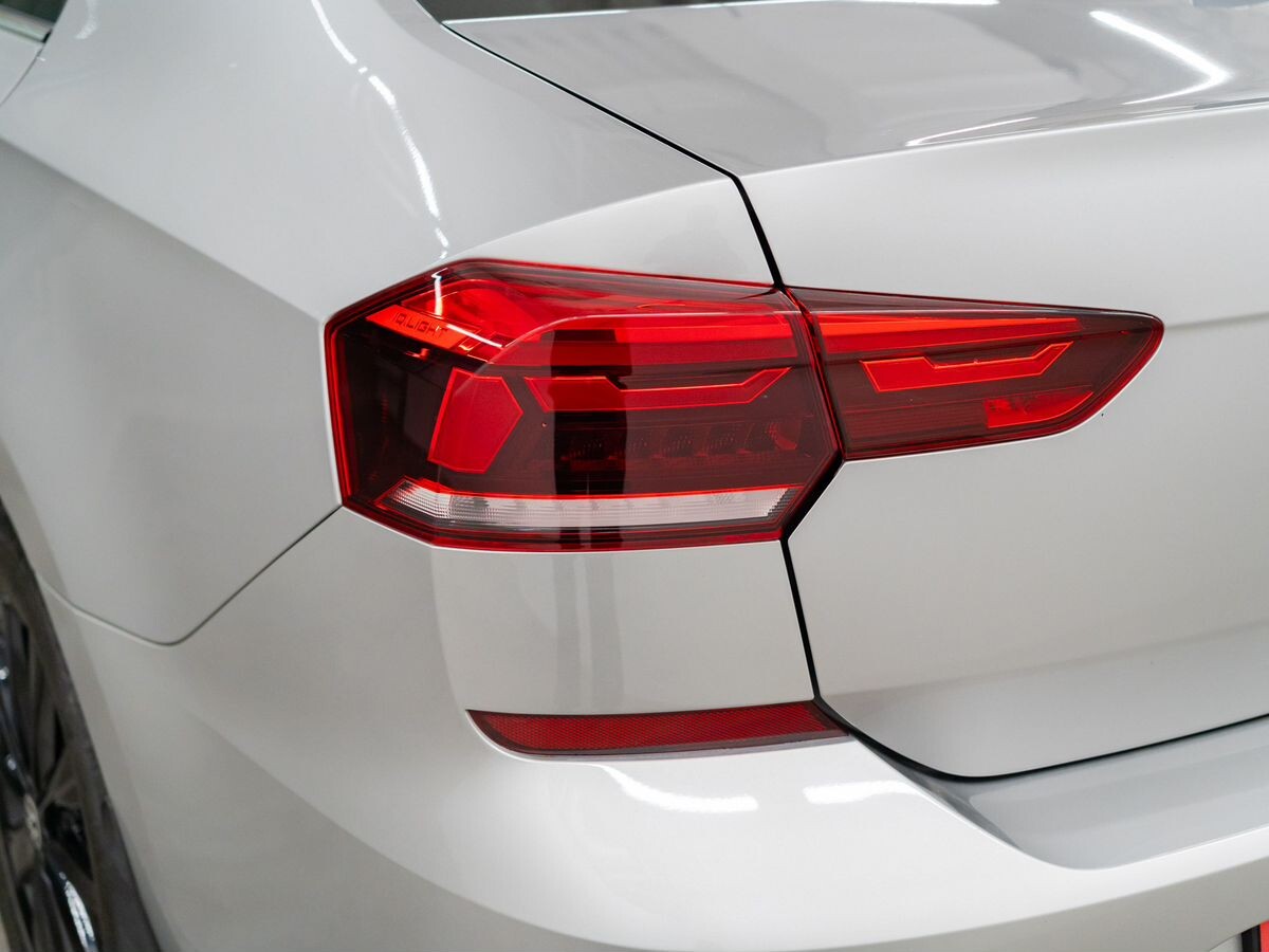 Volkswagen Polo 2020 - фото автомобиля