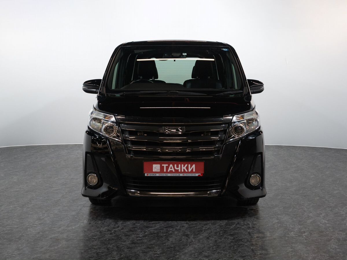 Toyota Noah 2016 - фото автомобиля