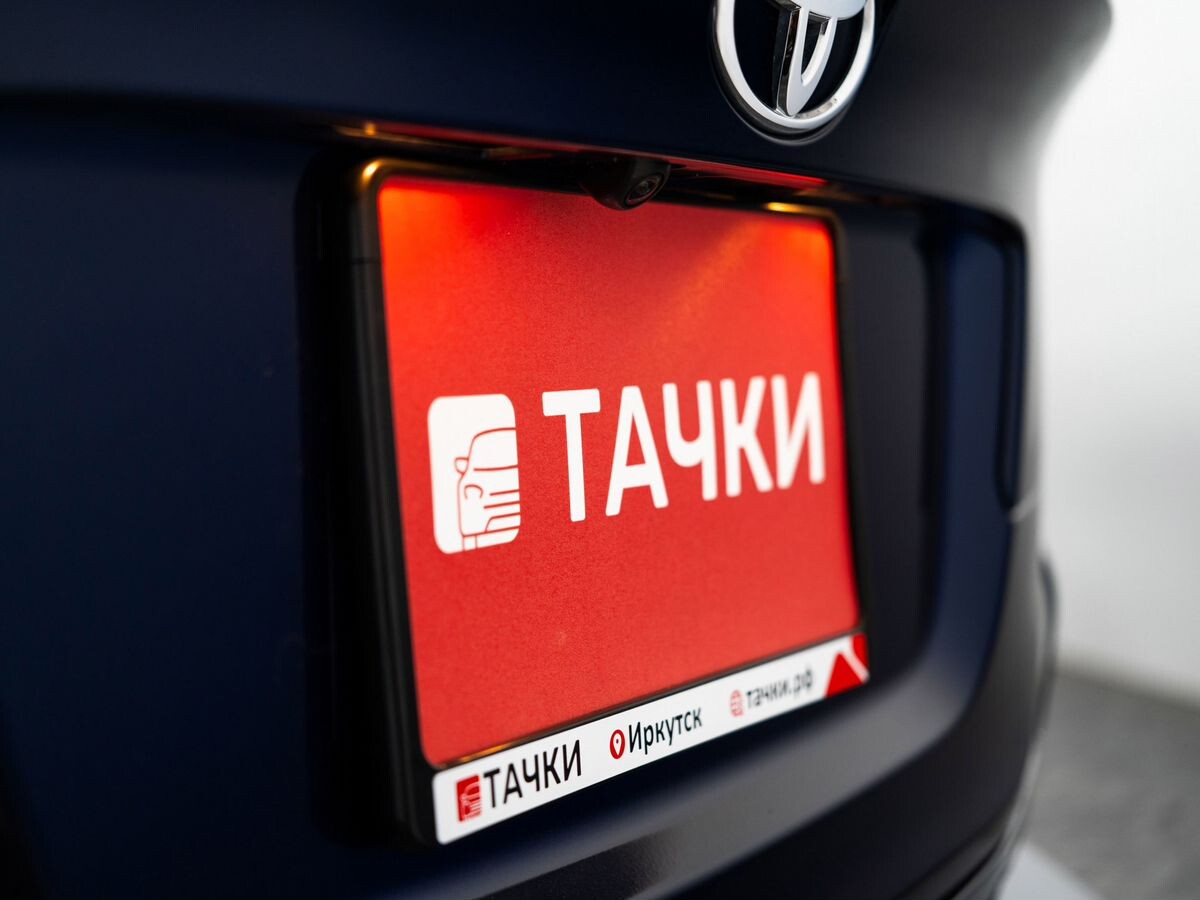 Toyota C-HR 2020 - фото автомобиля