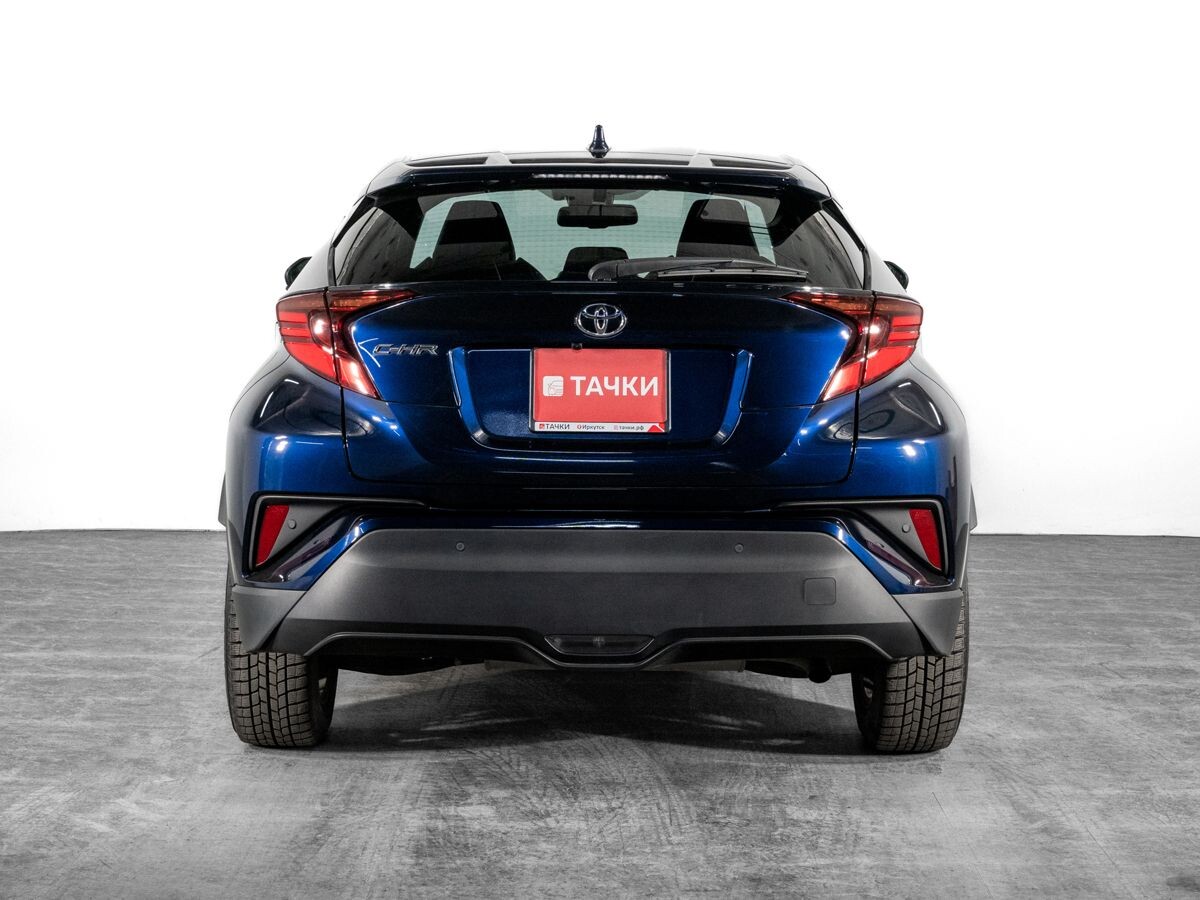 Toyota C-HR 2020 - фото автомобиля
