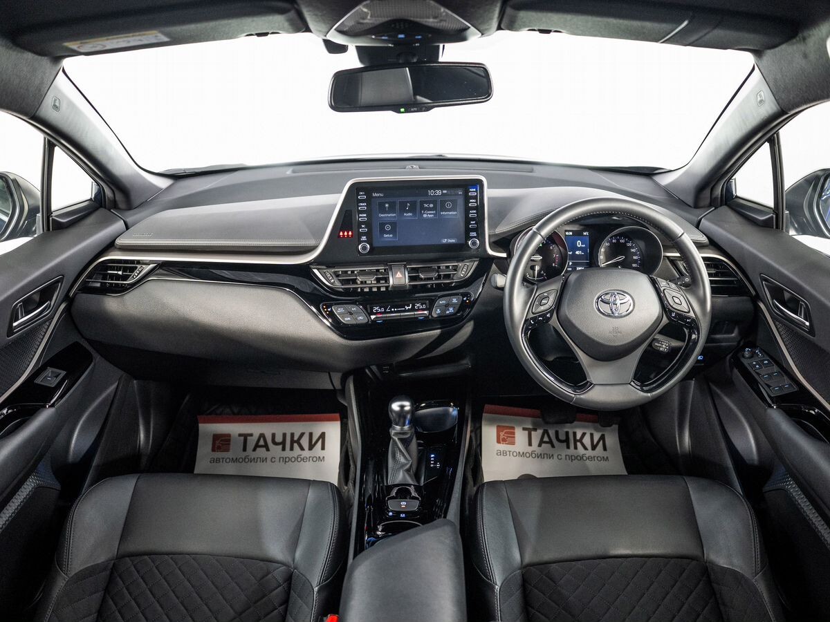 Toyota C-HR 2020 - фото автомобиля