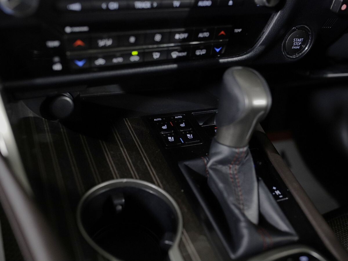 Lexus RX 2016 - фото автомобиля