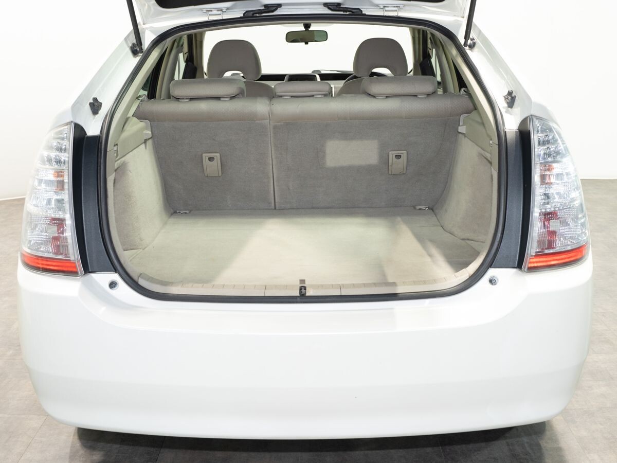 Toyota Prius 2008 - фото автомобиля