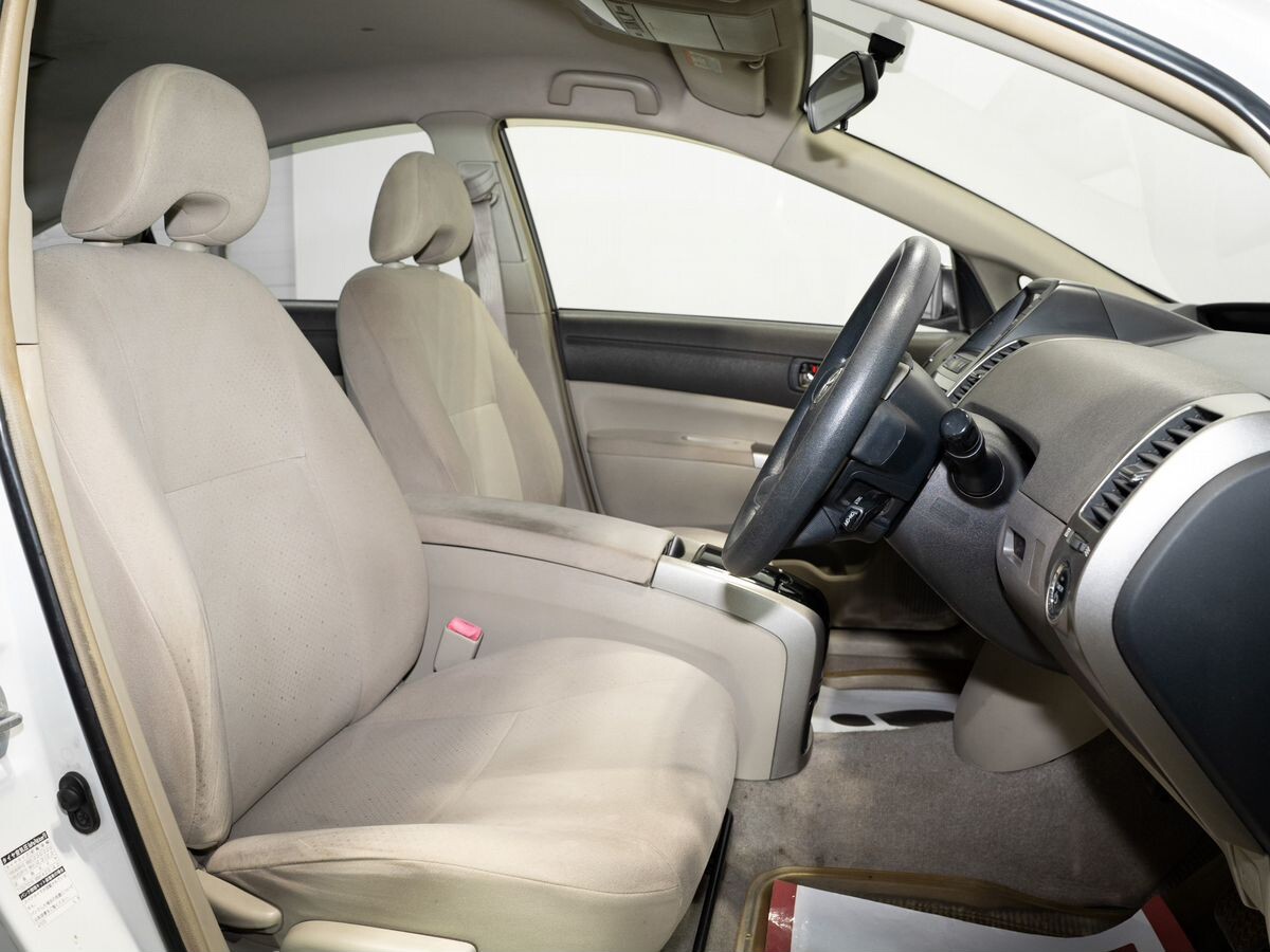 Toyota Prius 2008 - фото автомобиля