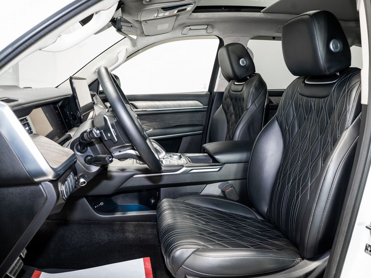 Tank 500 2024 - фото автомобиля