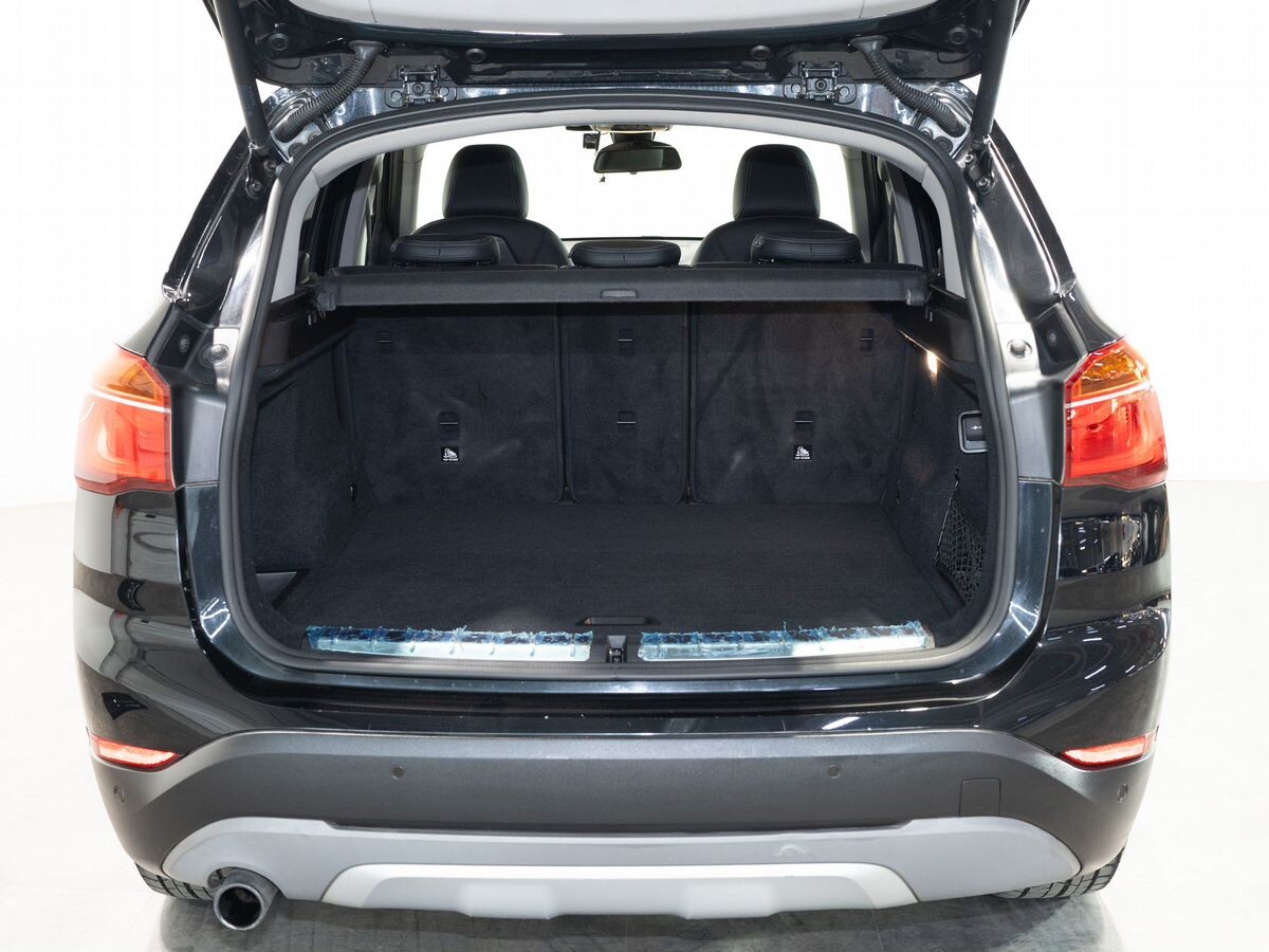 BMW X1 2016 - фото автомобиля