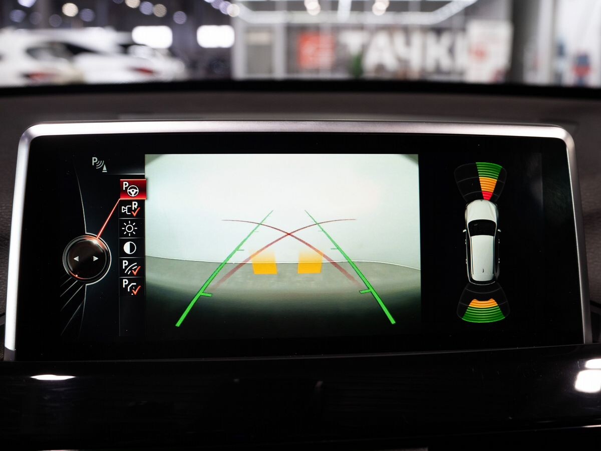 BMW X1 2016 - фото автомобиля