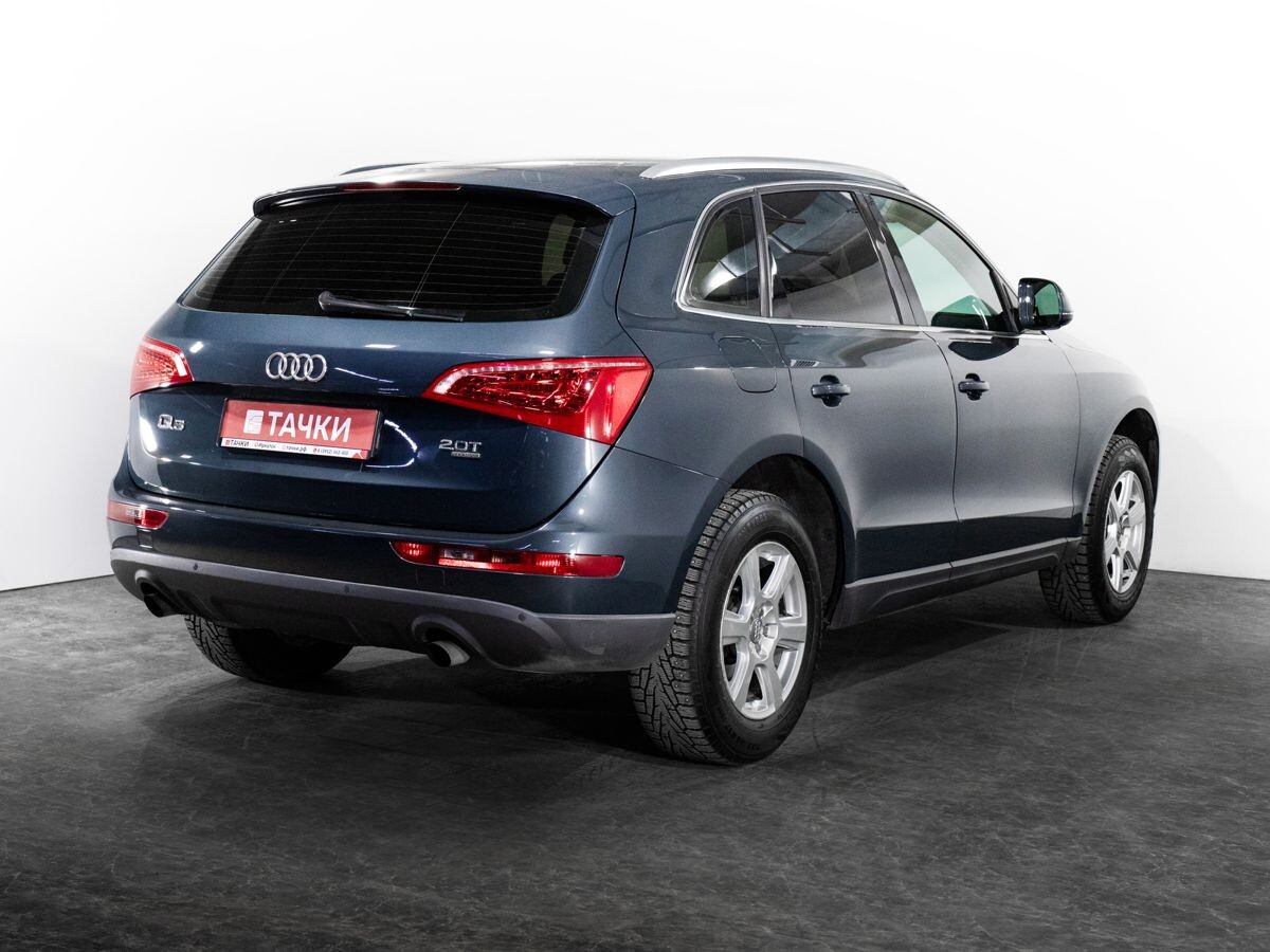 Audi Q5 2010 - фото автомобиля