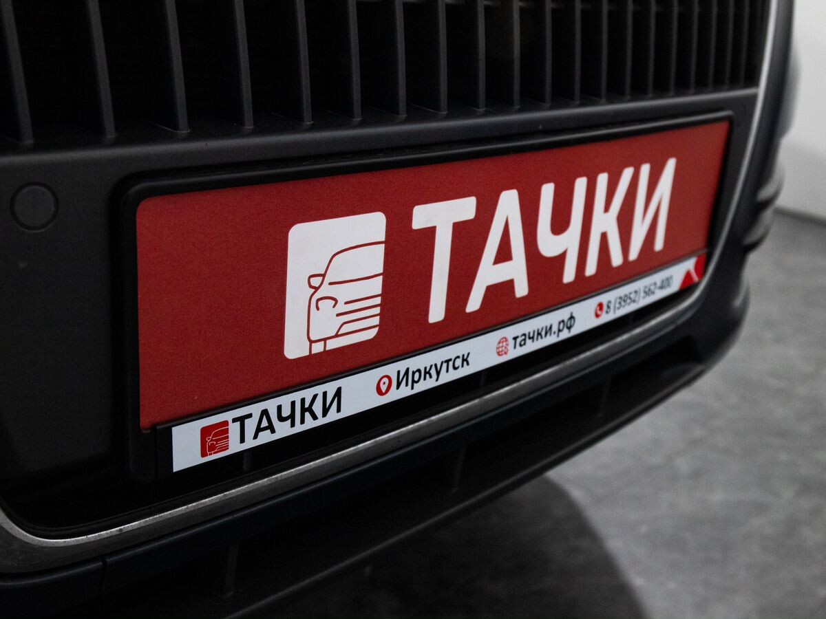 Audi Q5 2010 - фото автомобиля