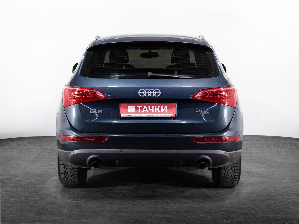 Audi Q5 2010 - фото автомобиля