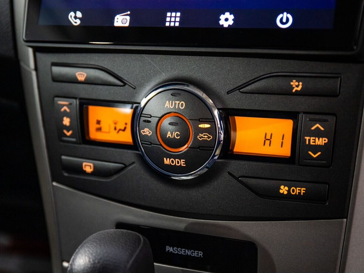 Toyota Corolla 2009 - фото автомобиля