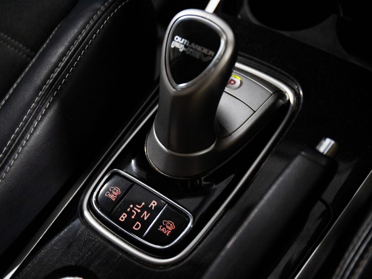 Mitsubishi Outlander 2016 - фото автомобиля