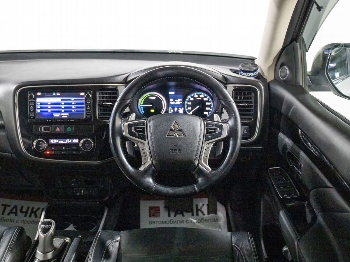 Mitsubishi Outlander 2016 - фото автомобиля