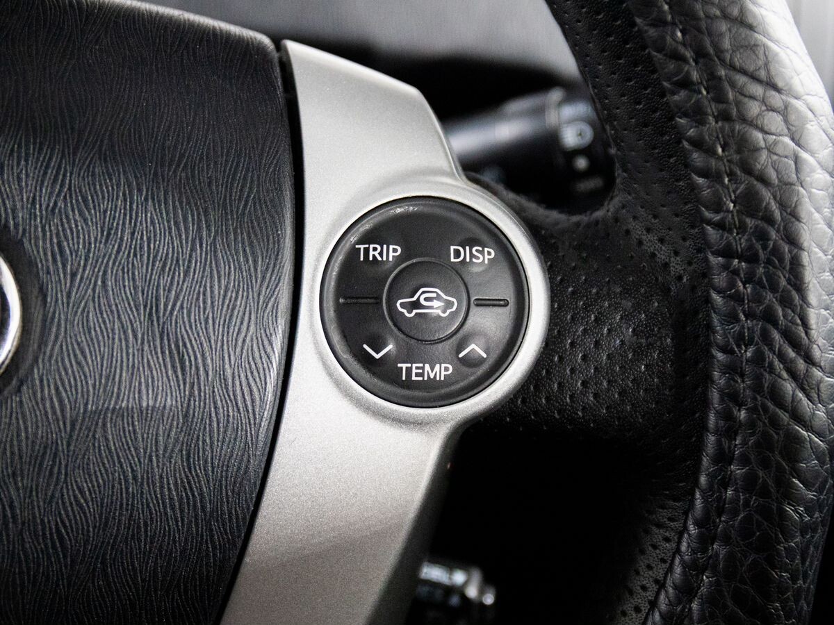 Toyota Prius 2009 - фото автомобиля