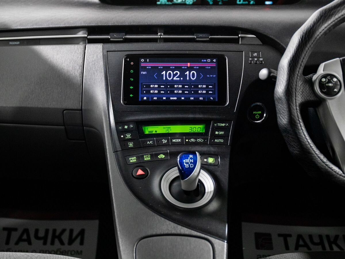 Toyota Prius 2009 - фото автомобиля