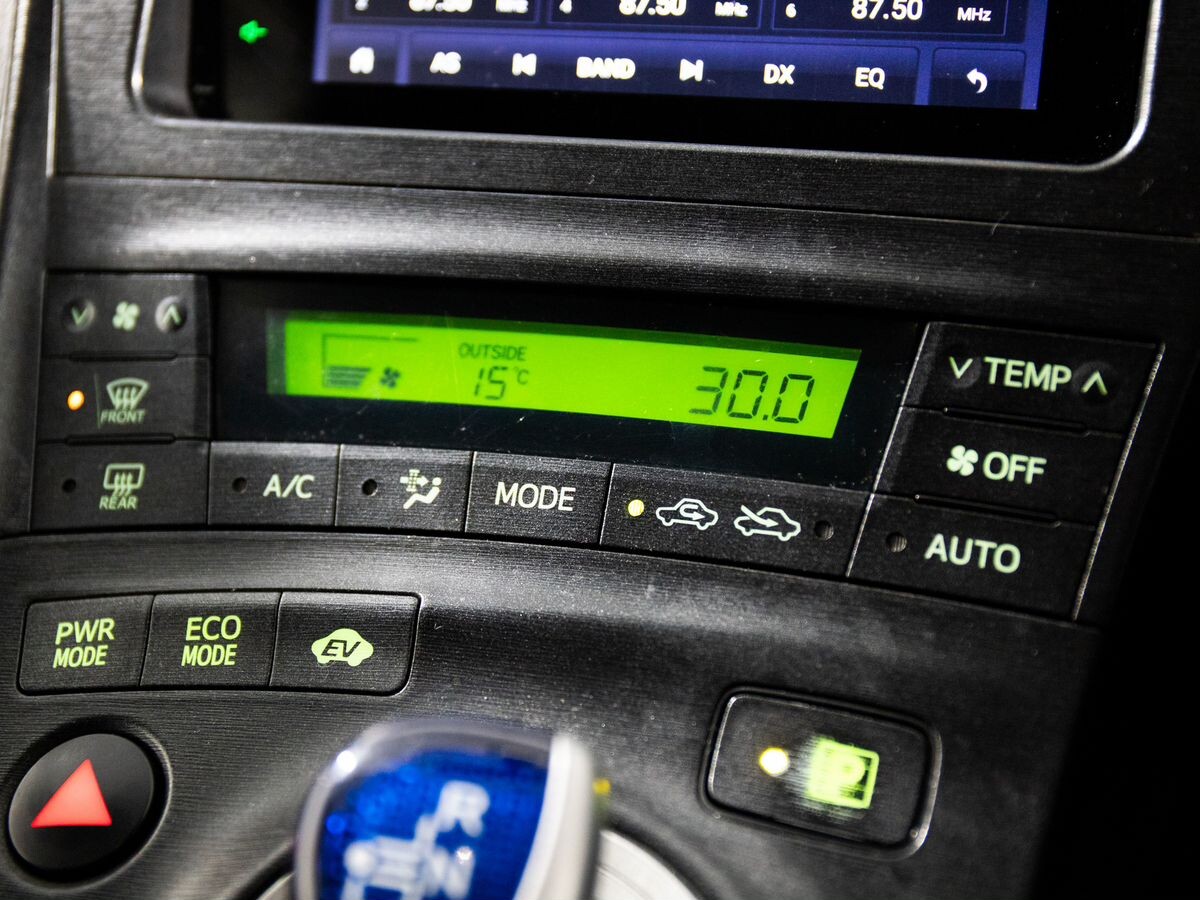 Toyota Prius 2009 - фото автомобиля