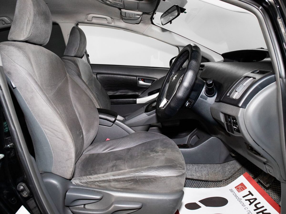 Toyota Prius 2009 - фото автомобиля