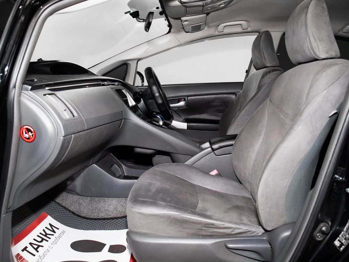 Toyota Prius 2009 - фото автомобиля