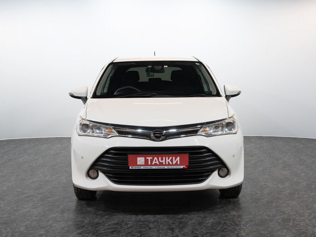 Toyota Corolla 2016 - фото автомобиля