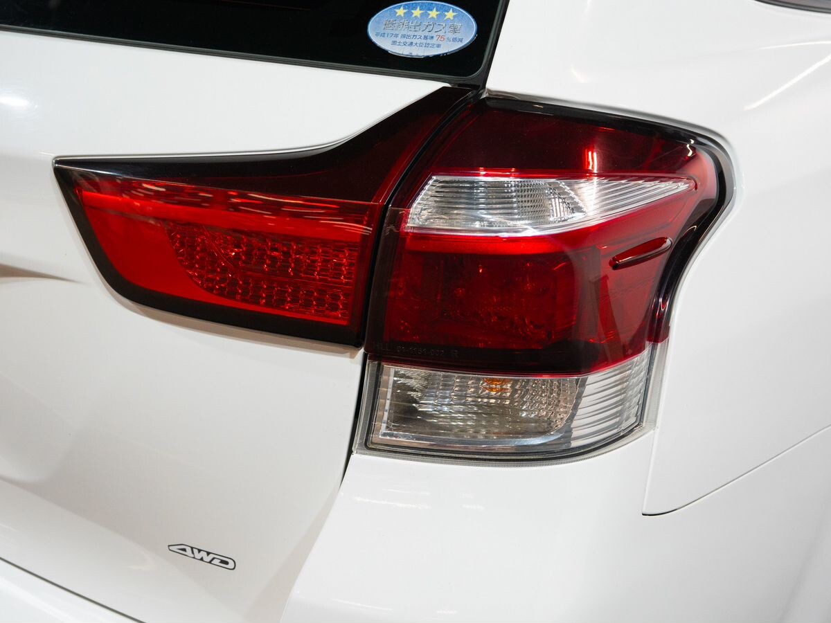 Toyota Corolla 2016 - фото автомобиля