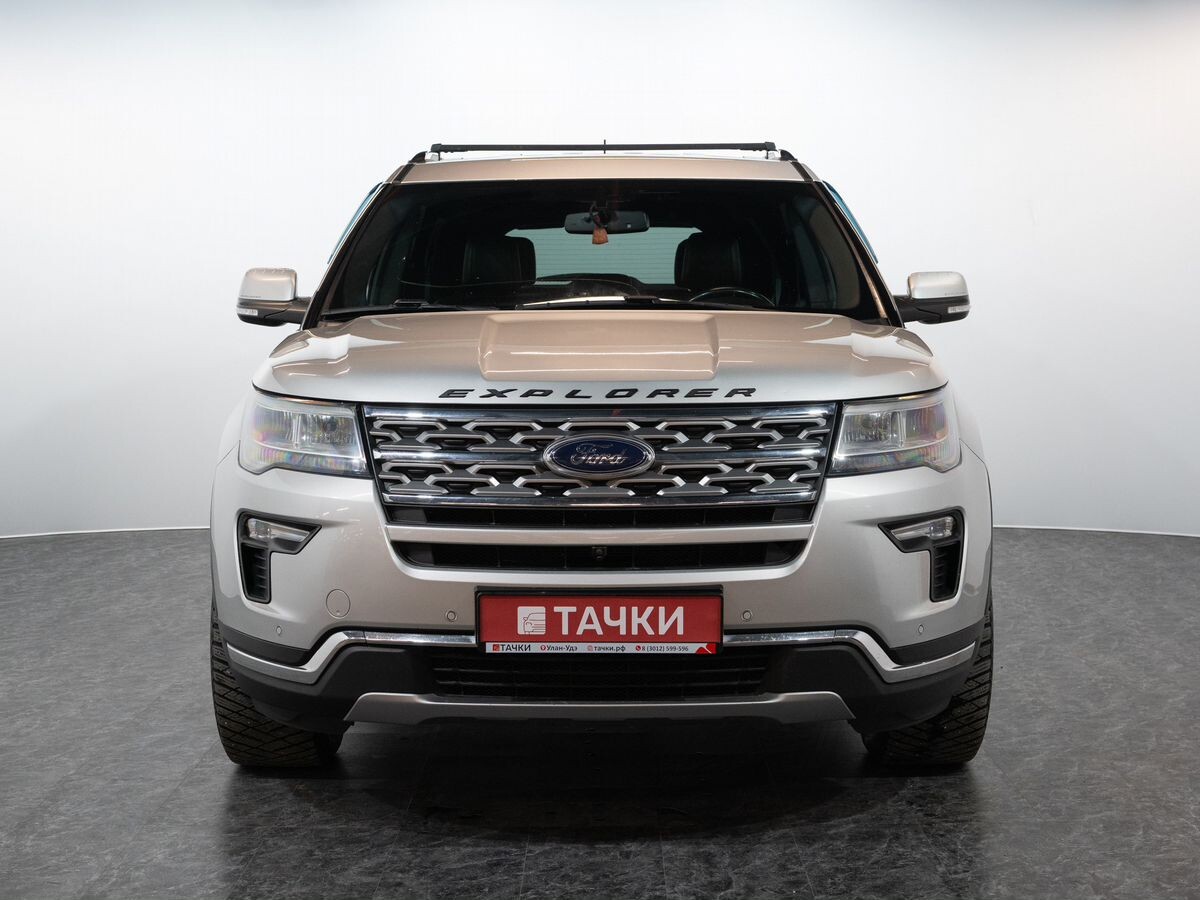 Ford Explorer 2018 - фото автомобиля