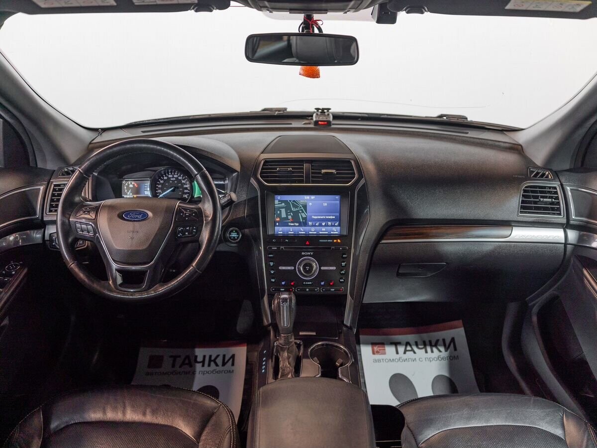 Ford Explorer 2018 - фото автомобиля
