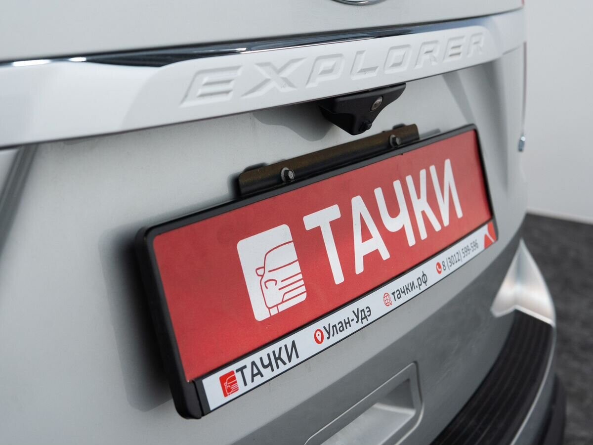 Ford Explorer 2018 - фото автомобиля