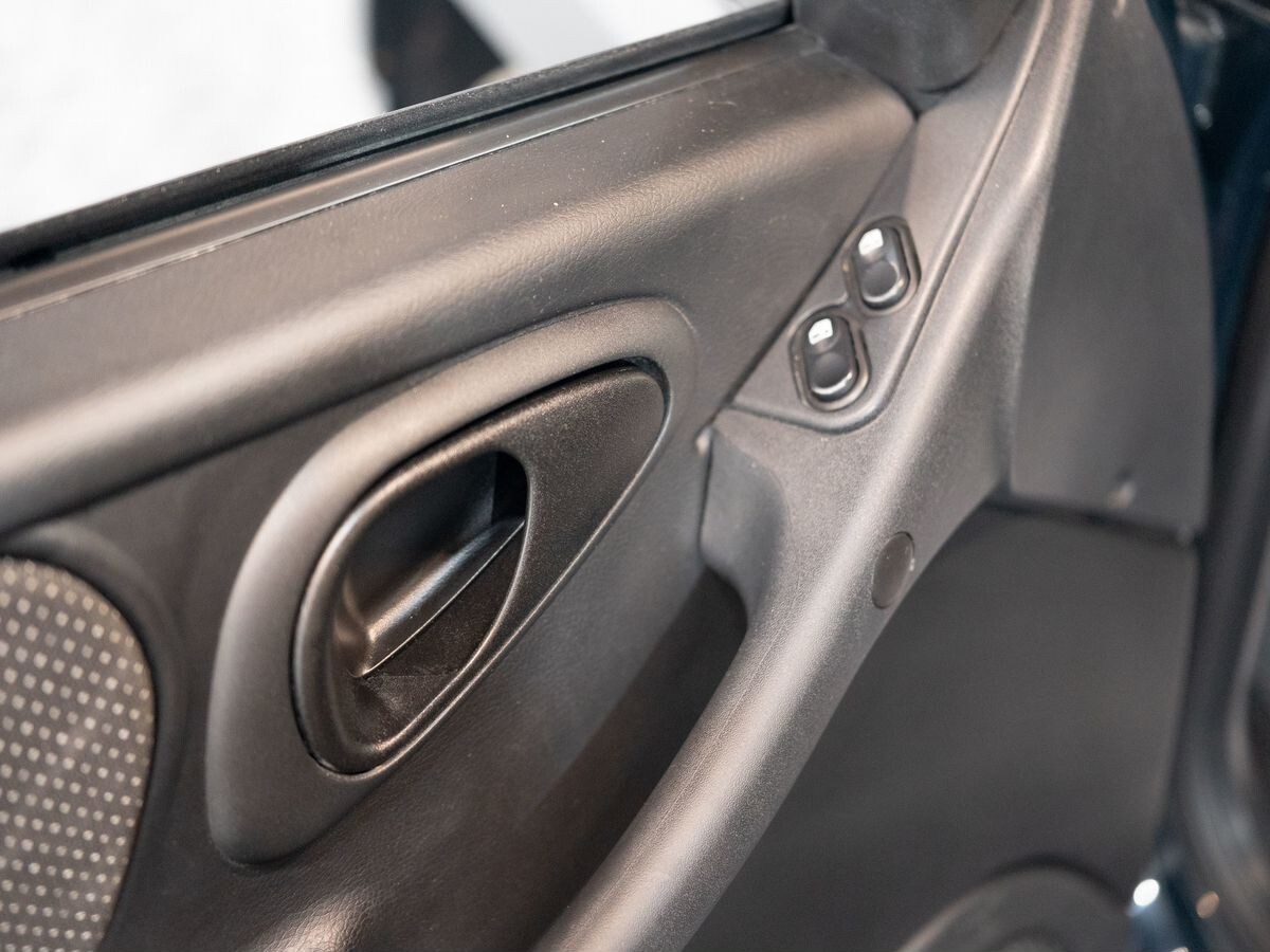 Lada (ВАЗ) Niva Travel 2024 - фото автомобиля