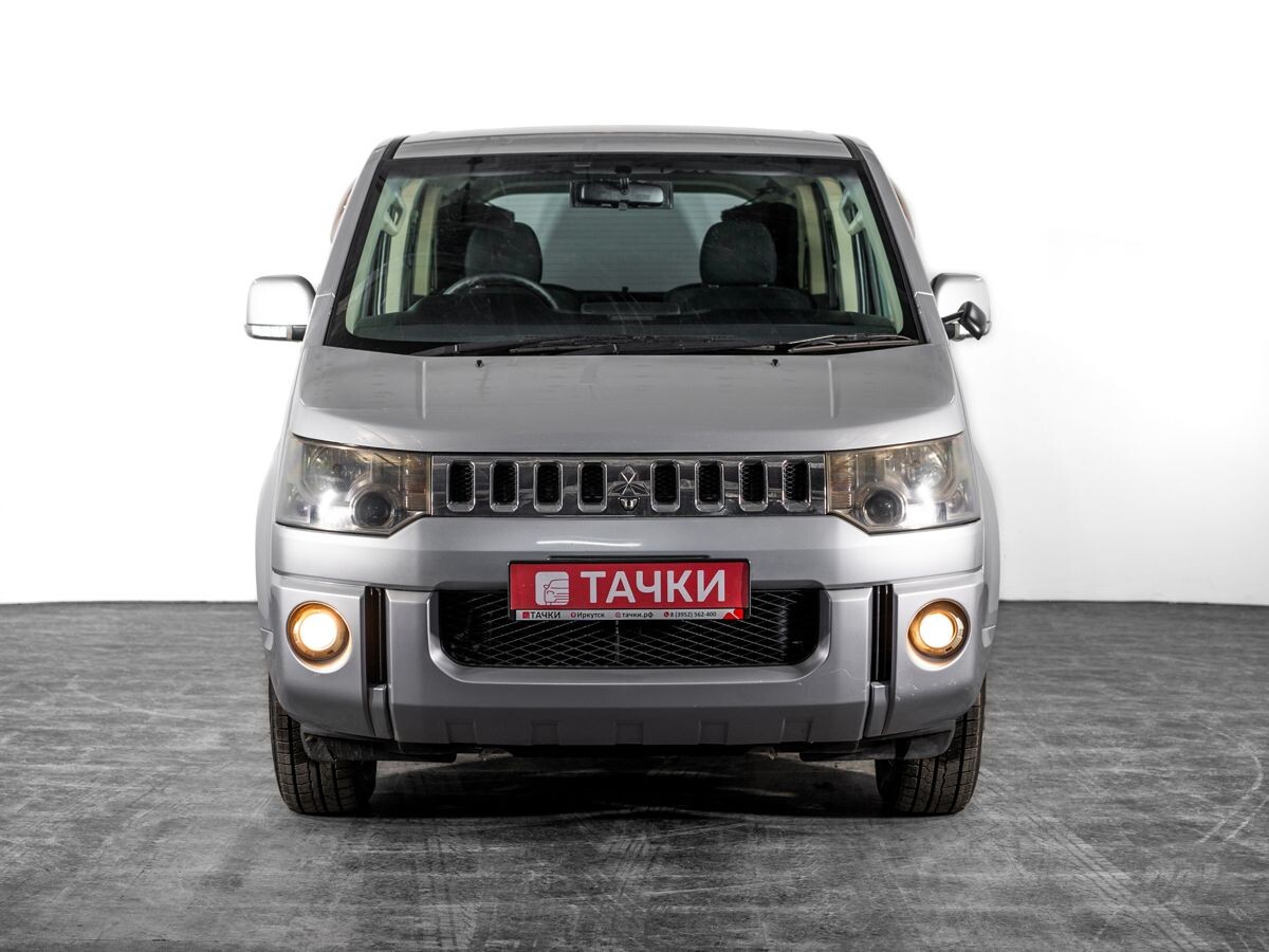 Mitsubishi Delica D:5 2007 - фото автомобиля