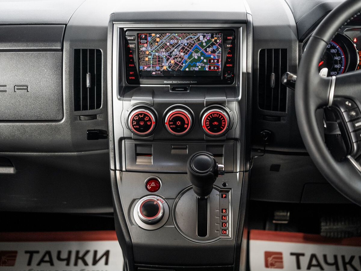 Mitsubishi Delica D:5 2007 - фото автомобиля