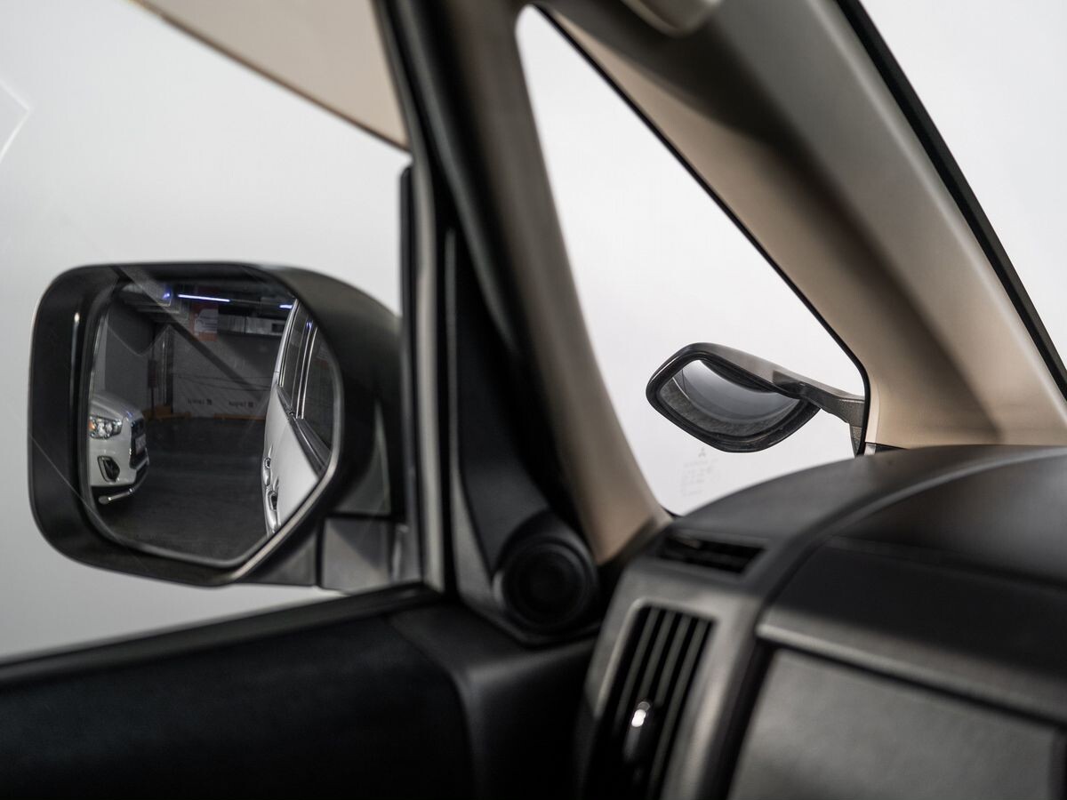 Mitsubishi Delica D:5 2007 - фото автомобиля