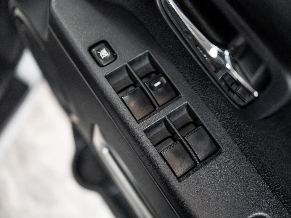 Mitsubishi Delica D:5 2007 - фото автомобиля