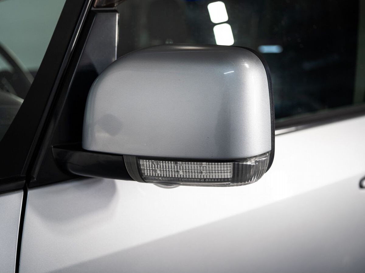 Mitsubishi Delica D:5 2007 - фото автомобиля